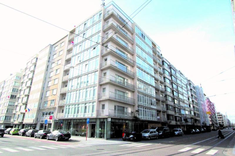 Lichtrijk En Comfortabel Hoekappartement Met Gratis Parking En Zeer Centraal Gelegen - Comme Chez Soi Oostende Dış mekan fotoğraf